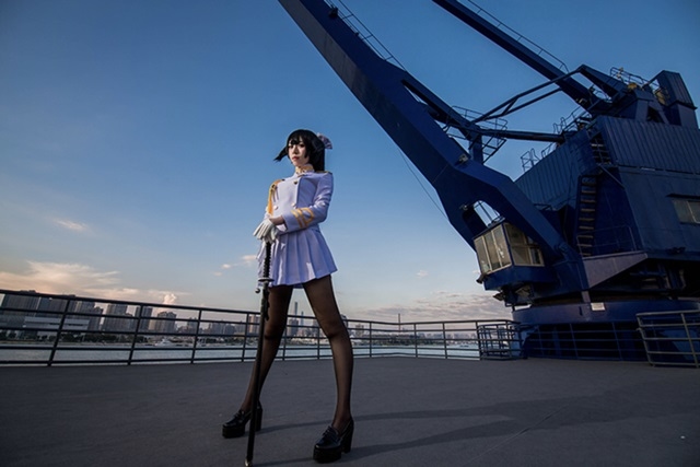 宁浩《疯狂的外星人》新海报疯狂升级 黄渤带沈腾月下骑车走钢丝|净水设备水处理企业网站模板(图3) 净水设备水处理企业网站模板